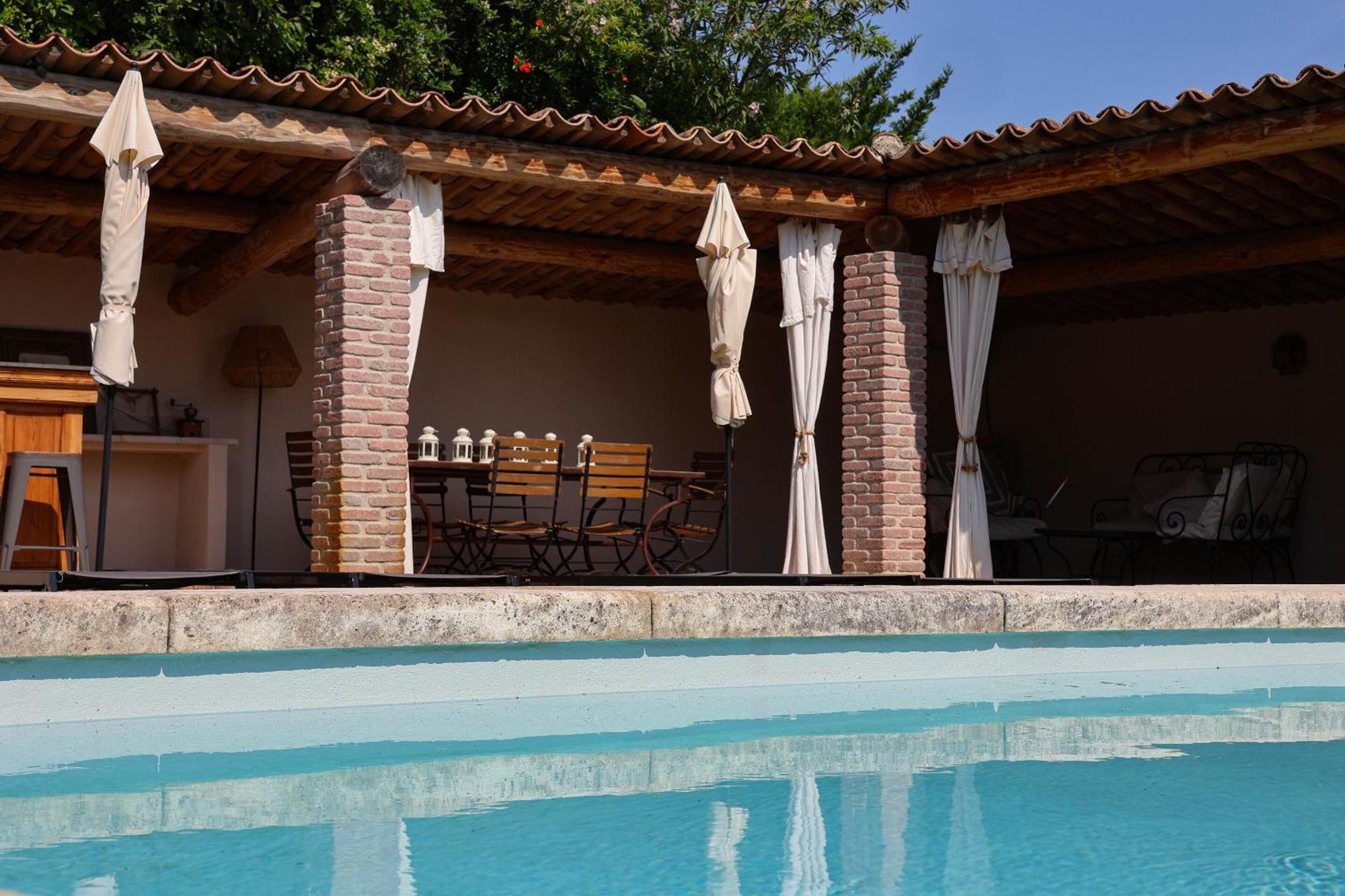Domaine Du Moulin De Villefranche Pernes-les-Fontaines Exterior photo